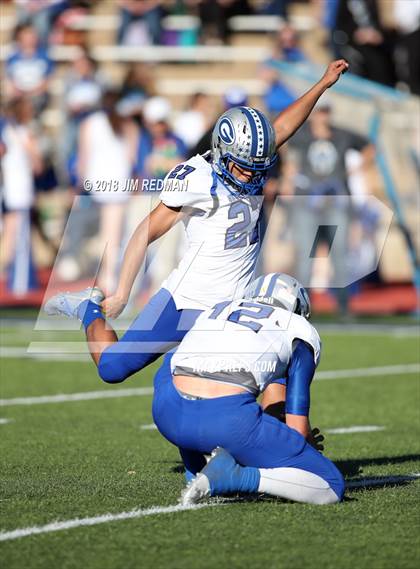 Thumbnail 2 in Georgetown vs. Shadow Creek (UIL 5A Regional Playoff) photogallery.