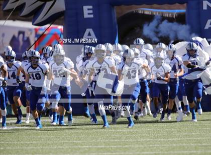 Thumbnail 3 in Georgetown vs. Shadow Creek (UIL 5A Regional Playoff) photogallery.