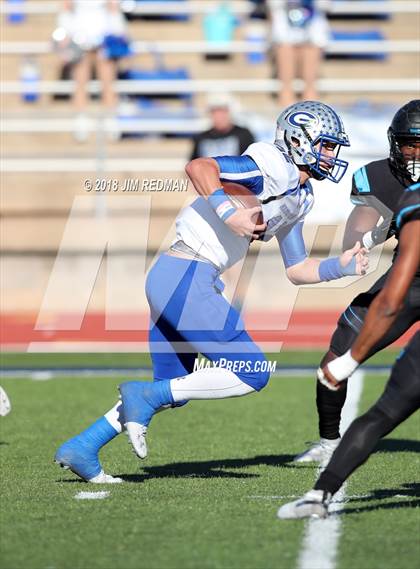 Thumbnail 1 in Georgetown vs. Shadow Creek (UIL 5A Regional Playoff) photogallery.