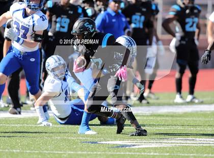 Thumbnail 3 in Georgetown vs. Shadow Creek (UIL 5A Regional Playoff) photogallery.