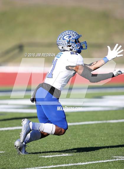 Thumbnail 1 in Georgetown vs. Shadow Creek (UIL 5A Regional Playoff) photogallery.