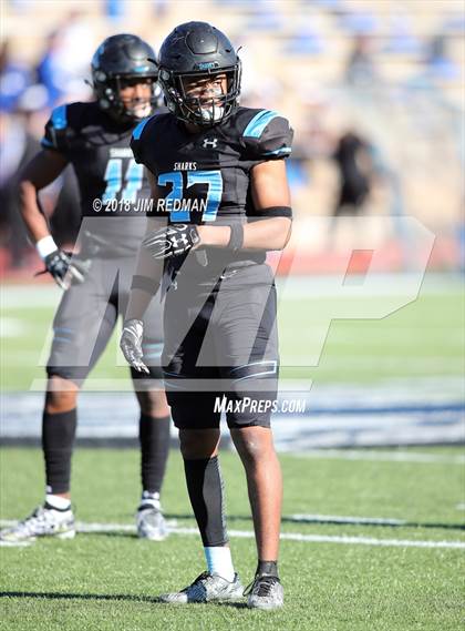 Thumbnail 2 in Georgetown vs. Shadow Creek (UIL 5A Regional Playoff) photogallery.