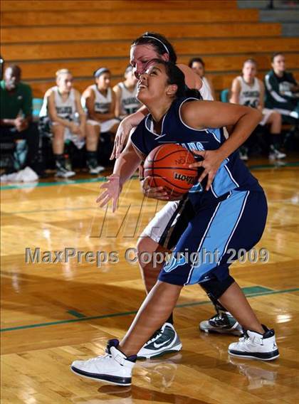 Thumbnail 3 in Rayburn vs Pasadena (McDonalds Texas Invitational) photogallery.