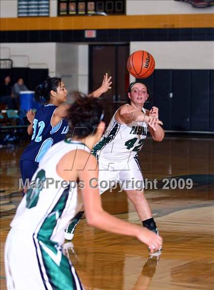 Thumbnail 3 in Rayburn vs Pasadena (McDonalds Texas Invitational) photogallery.