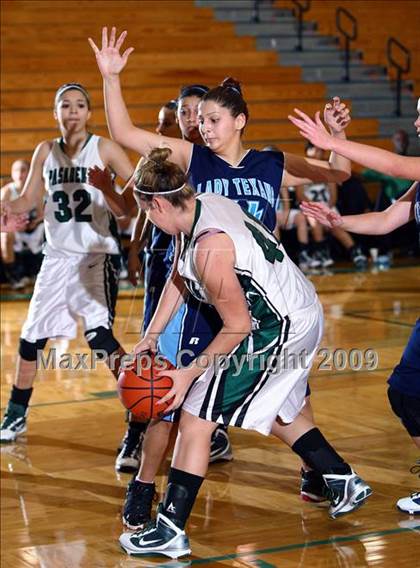 Thumbnail 1 in Rayburn vs Pasadena (McDonalds Texas Invitational) photogallery.