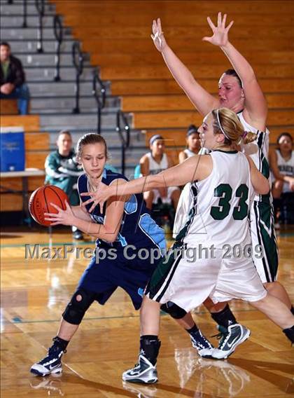 Thumbnail 1 in Rayburn vs Pasadena (McDonalds Texas Invitational) photogallery.