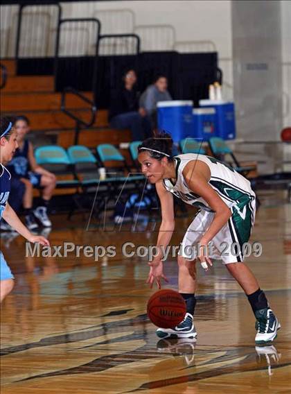 Thumbnail 2 in Rayburn vs Pasadena (McDonalds Texas Invitational) photogallery.