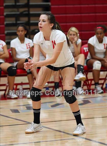 Thumbnail 3 in Galt @ Antelope (Junior Varsity) photogallery.