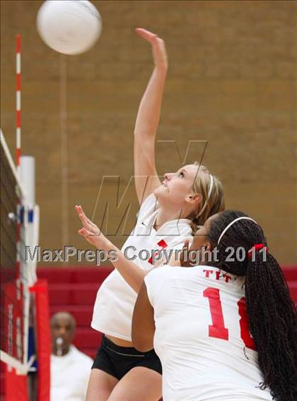 Thumbnail 3 in Galt @ Antelope (Junior Varsity) photogallery.