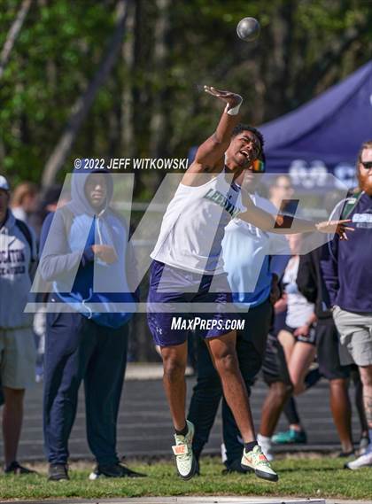 Thumbnail 2 in Apex Lions' Relays photogallery.