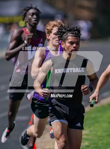 Thumbnail 1 in Apex Lions' Relays photogallery.