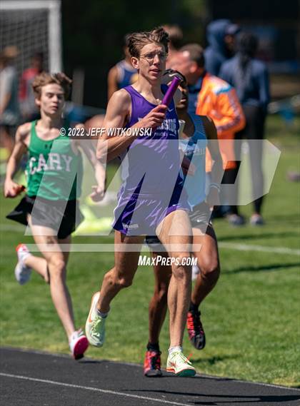 Thumbnail 1 in Apex Lions' Relays photogallery.