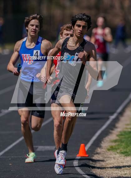 Thumbnail 2 in Apex Lions' Relays photogallery.