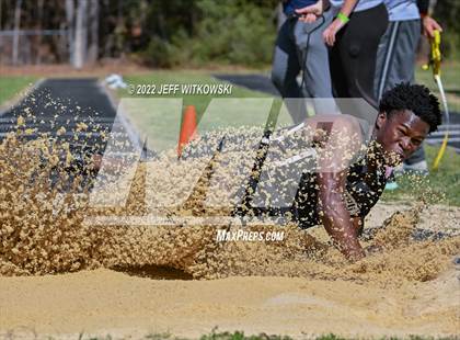Thumbnail 1 in Apex Lions' Relays photogallery.