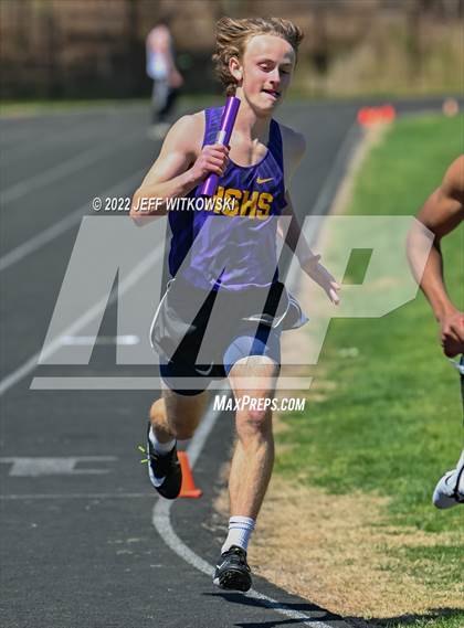 Thumbnail 3 in Apex Lions' Relays photogallery.