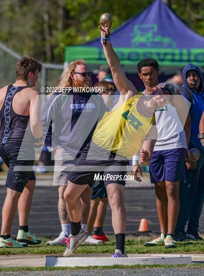 Thumbnail 2 in Apex Lions' Relays photogallery.