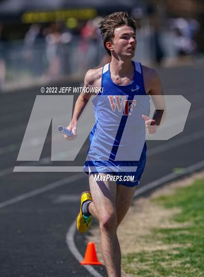 Thumbnail 3 in Apex Lions' Relays photogallery.