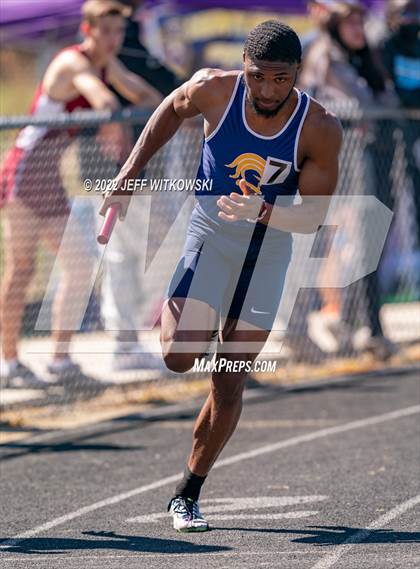Thumbnail 1 in Apex Lions' Relays photogallery.