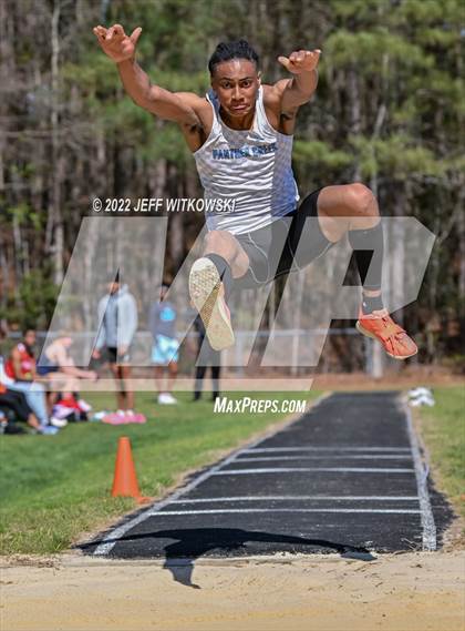 Thumbnail 3 in Apex Lions' Relays photogallery.