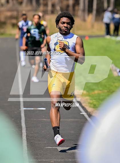 Thumbnail 3 in Apex Lions' Relays photogallery.