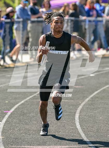 Thumbnail 2 in Apex Lions' Relays photogallery.