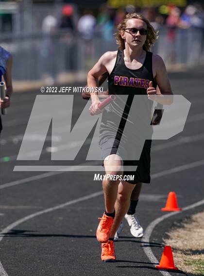 Thumbnail 1 in Apex Lions' Relays photogallery.