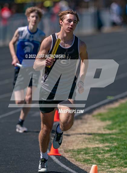 Thumbnail 2 in Apex Lions' Relays photogallery.