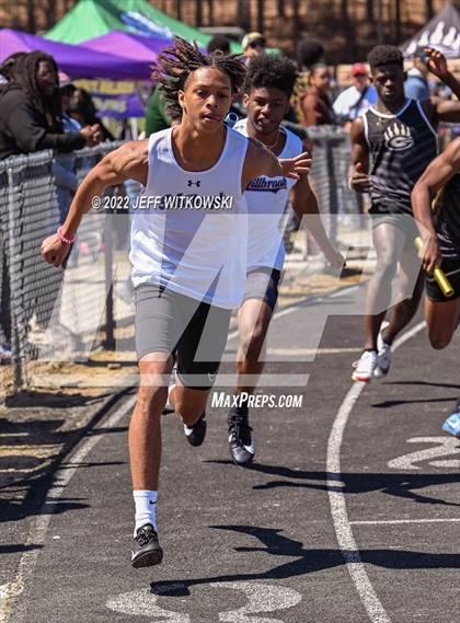 Thumbnail 2 in Apex Lions' Relays photogallery.