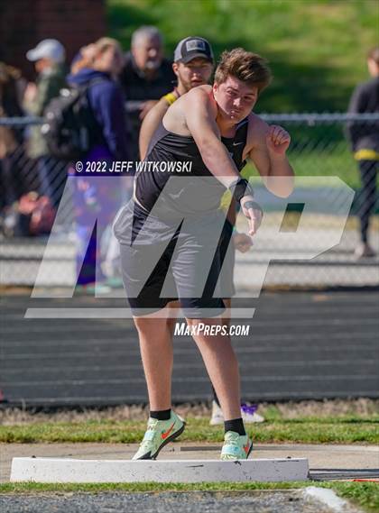 Thumbnail 3 in Apex Lions' Relays photogallery.