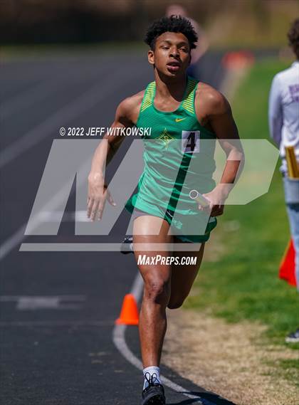 Thumbnail 2 in Apex Lions' Relays photogallery.