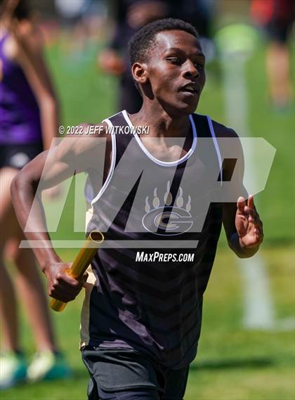 Thumbnail 2 in Apex Lions' Relays photogallery.