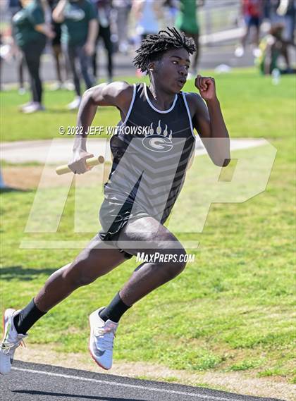 Thumbnail 3 in Apex Lions' Relays photogallery.