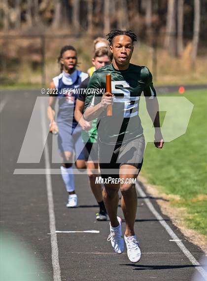 Thumbnail 1 in Apex Lions' Relays photogallery.
