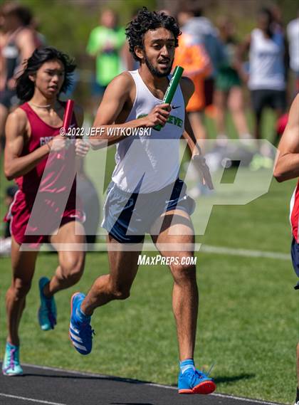 Thumbnail 2 in Apex Lions' Relays photogallery.