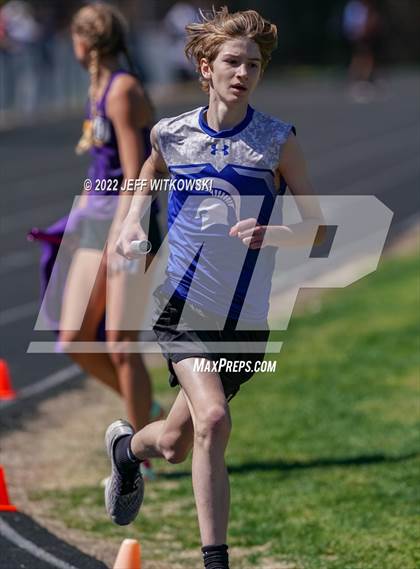 Thumbnail 3 in Apex Lions' Relays photogallery.