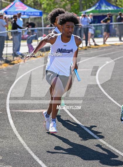 Thumbnail 3 in Apex Lions' Relays photogallery.
