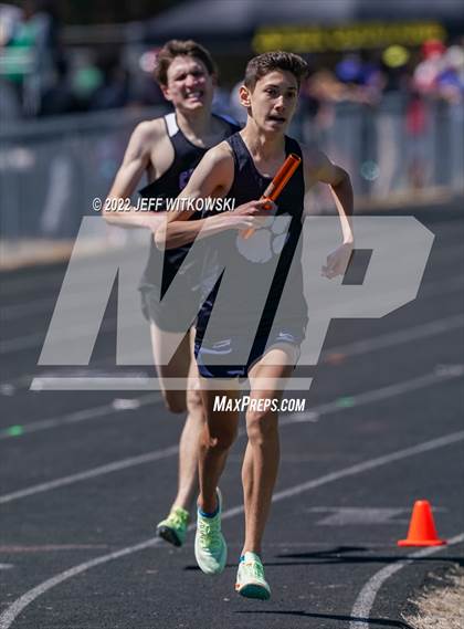 Thumbnail 1 in Apex Lions' Relays photogallery.