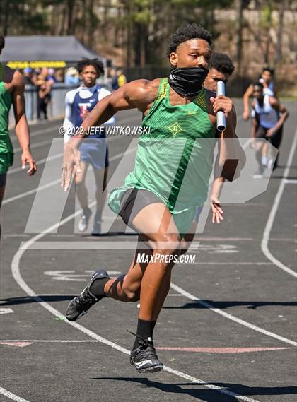 Thumbnail 2 in Apex Lions' Relays photogallery.