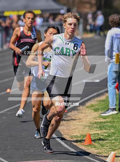 Thumbnail 2 in Apex Lions' Relays photogallery.