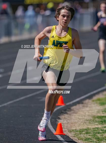 Thumbnail 3 in Apex Lions' Relays photogallery.