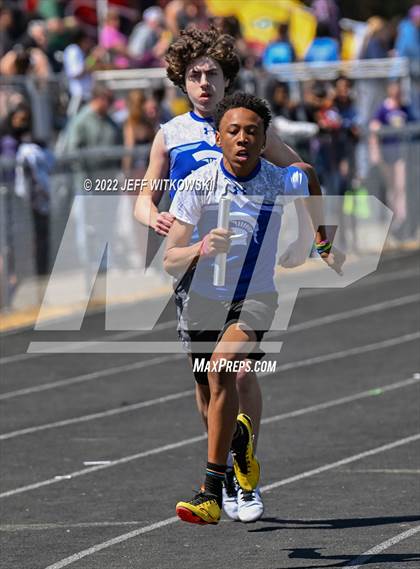Thumbnail 1 in Apex Lions' Relays photogallery.