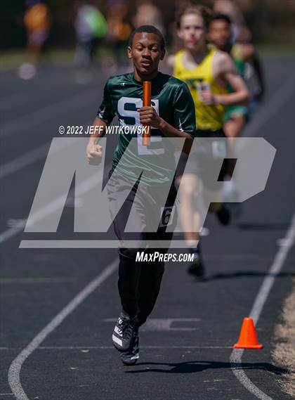 Thumbnail 2 in Apex Lions' Relays photogallery.