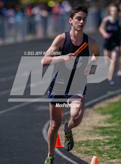 Thumbnail 1 in Apex Lions' Relays photogallery.
