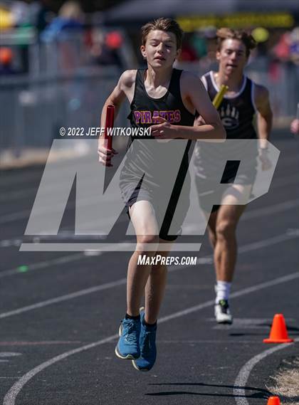 Thumbnail 2 in Apex Lions' Relays photogallery.