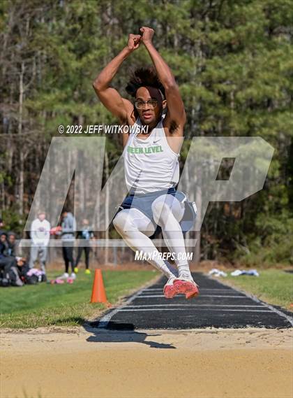 Thumbnail 1 in Apex Lions' Relays photogallery.