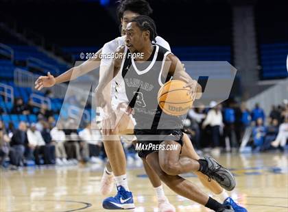 Thumbnail 2 in Harvard-Westlake vs. St. John Bosco photogallery.