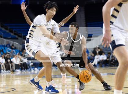 Thumbnail 1 in Harvard-Westlake vs. St. John Bosco photogallery.