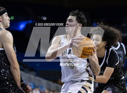 Thumbnail 2 in Harvard-Westlake vs. St. John Bosco photogallery.