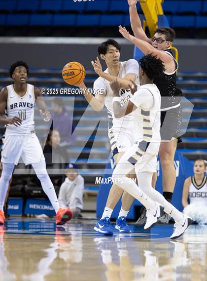 Thumbnail 3 in Harvard-Westlake vs. St. John Bosco photogallery.