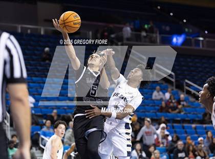 Thumbnail 3 in Harvard-Westlake vs. St. John Bosco photogallery.